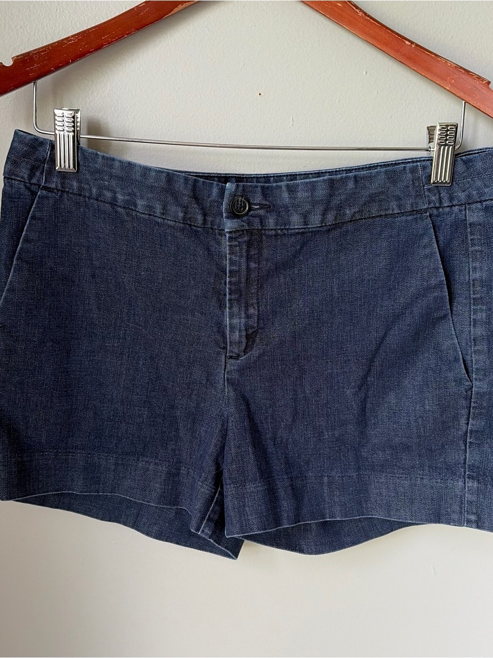 Banana Republic Hampton Shorts Women's Size 28 / 6 Blue Denim